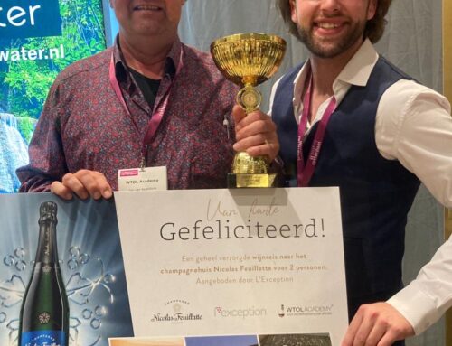Jan van Asseldonk winnaar: SVH wijnexpert van het jaar 2023 